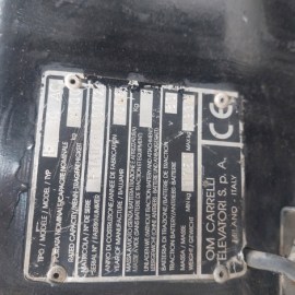 7-carrello elevatore marca om